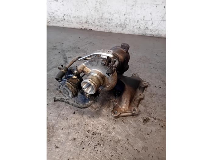 Używane Turbo Renault Captur Cena na żądanie oferowane przez Autohandel-Smet Gebroeders NV