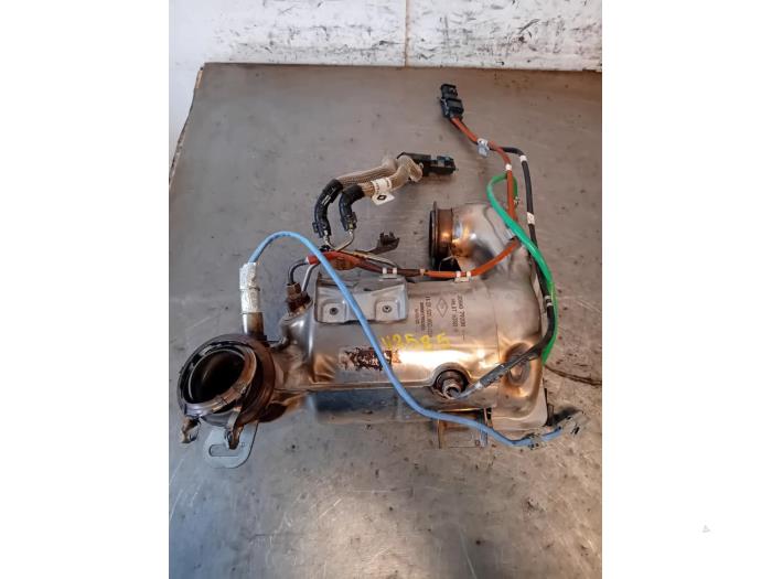Usagé Catalyseur Nissan Juke (F16) 1.0 DIG-T 12V Prix sur demande proposé par Autohandel-Smet Gebroeders NV