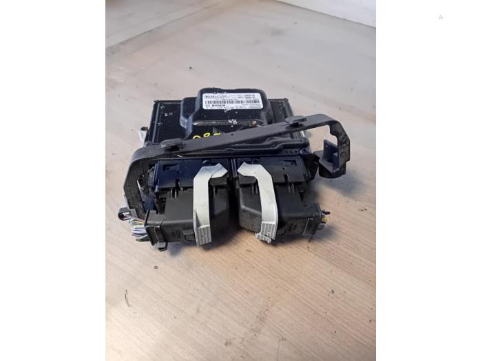 Used Engine management computer Ford Puma 1.0 Ti-VCT EcoBoost 12V Price on request offered by Autohandel-Smet Gebroeders NV