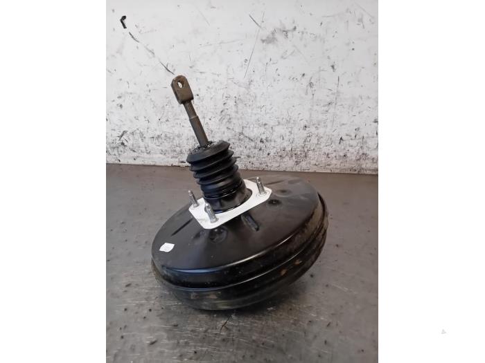 Usagé Servo frein Dacia Logan MCV II/III/Sandero Wagon 1.0 Sce 12V Prix sur demande proposé par Autohandel-Smet Gebroeders NV