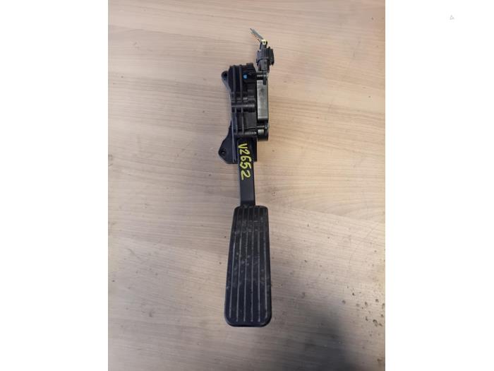 Begagnade Gaspedalsensor Ssang Yong Korando 2.2 e-XDi 220 16V 4x4 Pris på förfrågan erbjuds av Autohandel-Smet Gebroeders NV