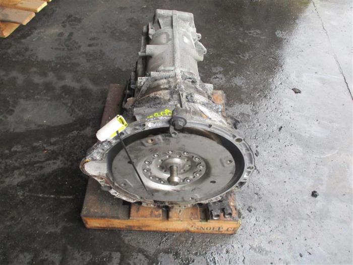 Used Gearbox Landrover Range Rover Velar (LY) 2.0 D300 MHEV AWD Price on request offered by Autohandel-Smet Gebroeders NV