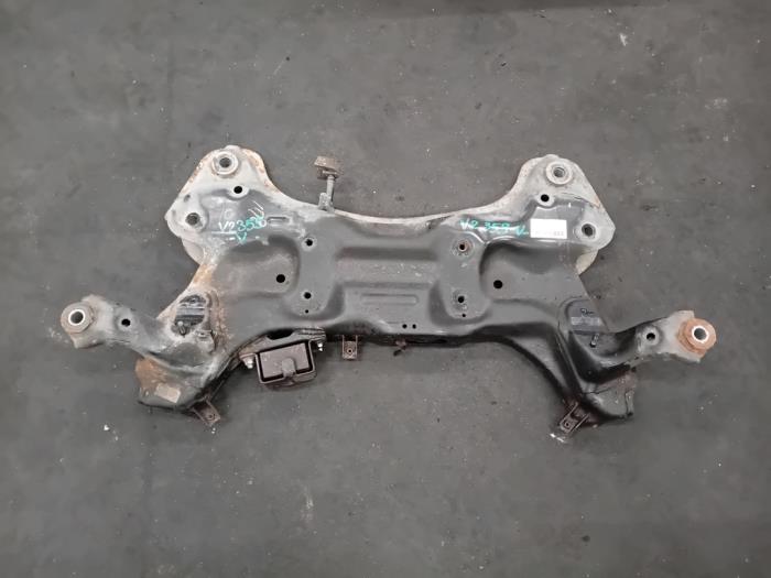Begagnade Underram Hyundai i40 (VFA) Pris på förfrågan erbjuds av Autohandel-Smet Gebroeders NV