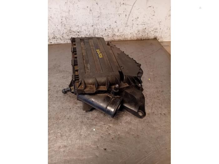 Begagnade Luftfilterhus Fiat Fiorino (225) 1.3 D 16V Multijet Pris på förfrågan erbjuds av Autohandel-Smet Gebroeders NV