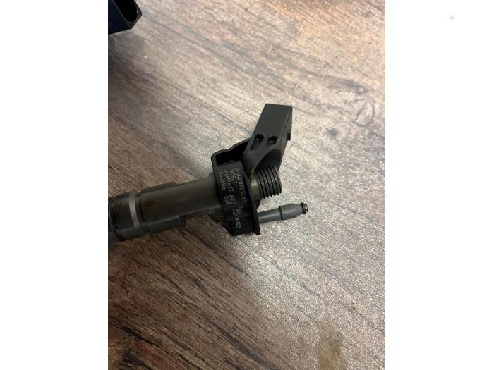 Usagé Injecteurs Mercedes Sprinter 3,5t (907.6/910.6) 319 CDI 3.0 V6 24V RWD Prix sur demande proposé par Autohandel-Smet Gebroeders NV