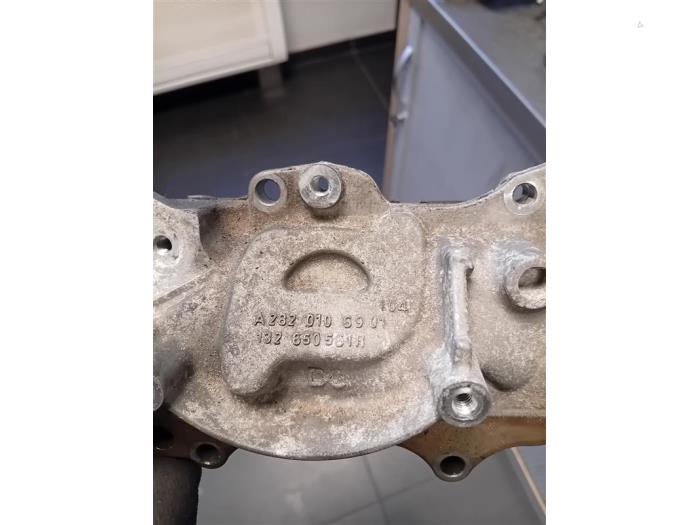 Ventildeckel van een Mercedes-Benz A (177.0) 1.3 A-180 Turbo 16V 2019