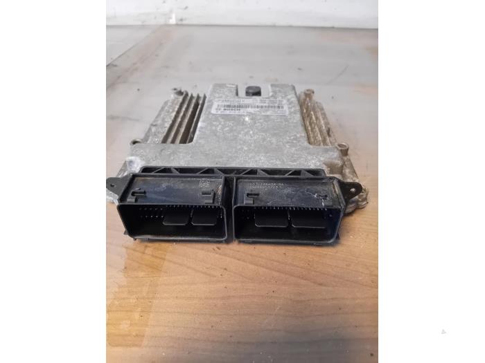 Used Engine management computer Ford Usa Mustang VI Fastback 2.3 EcoBoost 16V Price on request offered by Autohandel-Smet Gebroeders NV