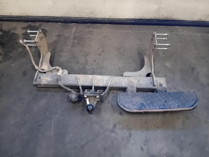 Używane Hak holowniczy MAN TGE 2.0 TDI Cena na żądanie oferowane przez Autohandel-Smet Gebroeders NV