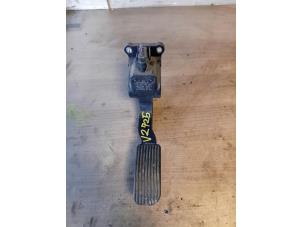 Gaspedalposition Sensor van een Mercedes-Benz Vito (447.6) 2.2 114 CDI 16V 2017