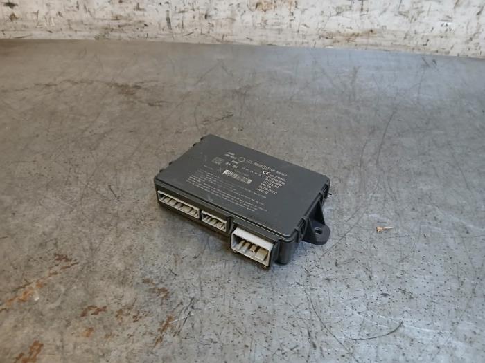 Używane Modul keyless vehicle Landrover Range Rover Sport (LW) 4.4 SDV8 32V Cena na żądanie oferowane przez Autohandel-Smet Gebroeders NV