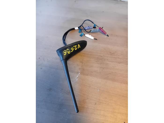 Begagnade Antenn Jeep Renegade (BU) 1.0 GSE T3 12V Pris på förfrågan erbjuds av Autohandel-Smet Gebroeders NV