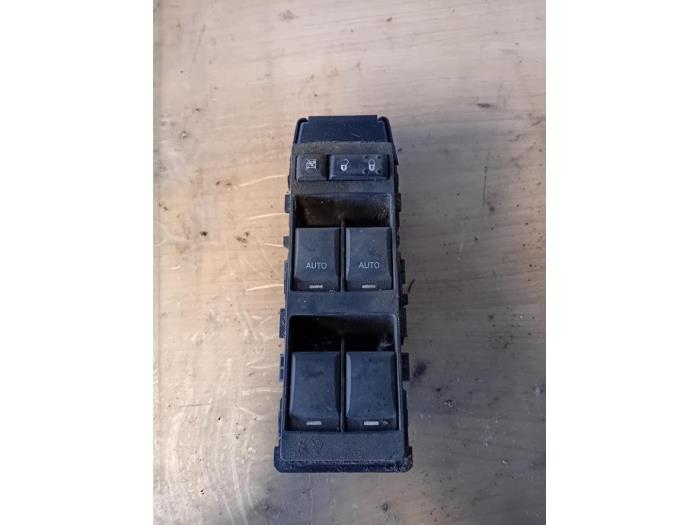 Usados Interruptor combinado de ventanillas Jeep Grand Cherokee (WH/WK) 6.1 SRT-8 Precio de solicitud ofrecido por Autohandel-Smet Gebroeders NV