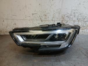 Used Headlight, left Audi RS 3 Limousine (8VS/8VM) 2.5 TFSI 20V Quattro Price on request offered by Autohandel-Smet Gebroeders NV
