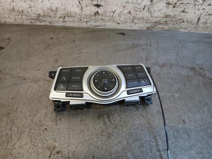 Used On-board computer controller Nissan 370 Z Roadster (Z34B) 3.7 V6 24V Price on request offered by Autohandel-Smet Gebroeders NV
