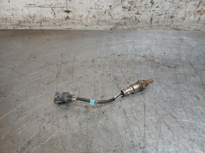 Sonde lambda Toyota Yaris III (P13), 2010 / 2020 1.33 16V Dual VVT-I, Berline avec hayon arrière, Essence, 1.329cc, 73kW (99pk), FWD, 1NRFE, 2011-09 / 2017-03, NSP13 (Occasion)