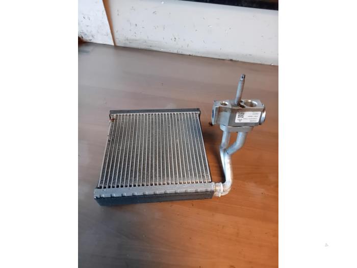 Begagnade AC-radiator Ssang Yong Korando 1.5 e-XGDi 16V 2WD Pris på förfrågan erbjuds av Autohandel-Smet Gebroeders NV