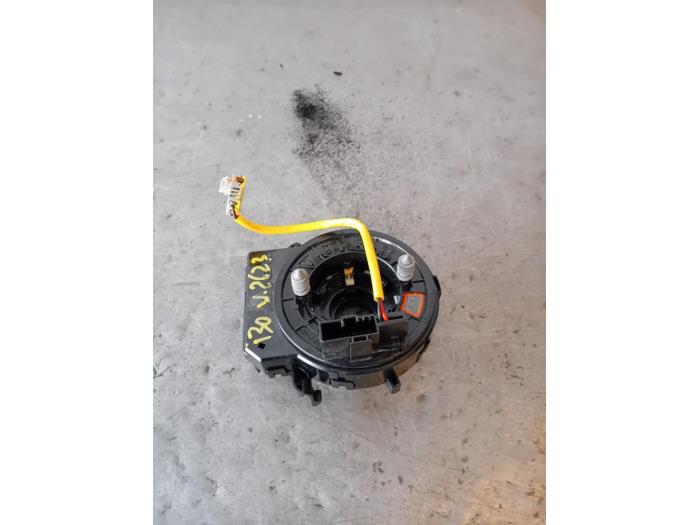 Begagnade Styrvinkelsensor Hyundai i30 (PDEB5/PDEBB/PDEBD/PDEBE) 1.0 T-GDI 12V Pris på förfrågan erbjuds av Autohandel-Smet Gebroeders NV