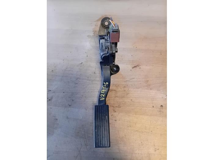 Begagnade Gaspedalsensor Hyundai i20 (GBB) 1.1 CRDi VGT 12V Pris på förfrågan erbjuds av Autohandel-Smet Gebroeders NV