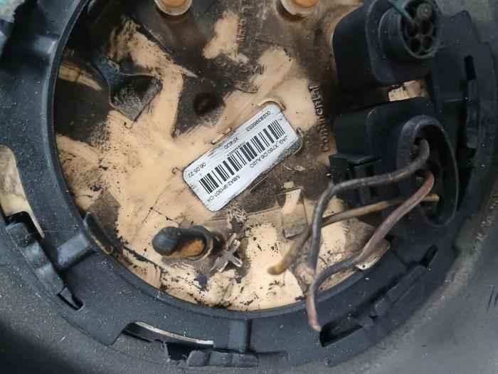 Usagé Pompe à carburant Landrover Range Rover Velar (LY) 2.0 D300 MHEV AWD Prix sur demande proposé par Autohandel-Smet Gebroeders NV