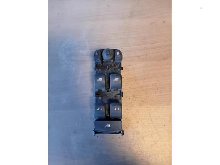 Usados Interruptor combinado de ventanillas Volvo XC60 II (UZ) 2.0 D4 16V AWD Precio de solicitud ofrecido por Autohandel-Smet Gebroeders NV