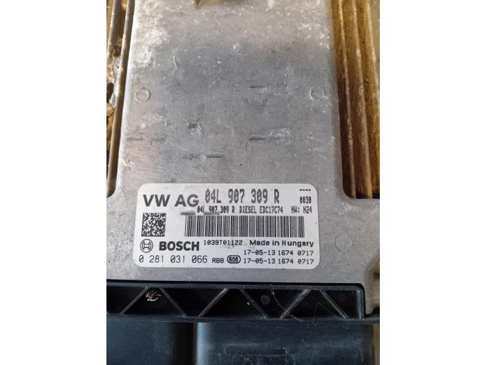 Engine management computer from a Skoda Superb Combi (3V5) 1.6 TDI 2017