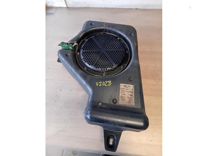 Używane Subwoofer Ford Edge Cena na żądanie oferowane przez Autohandel-Smet Gebroeders NV