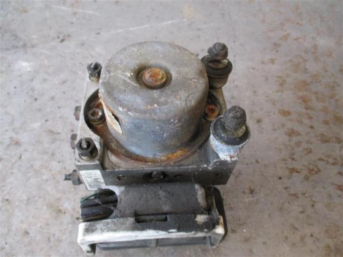Used ABS pump Mazda MPV (LW19/69) 2.0 CiTD 16V Price on request offered by Autohandel-Smet Gebroeders NV