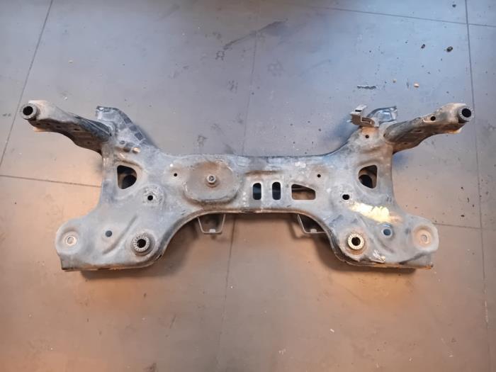 Used Subframe Seat Arona (KJX) 1.6 TDI 95 Price on request offered by Autohandel-Smet Gebroeders NV