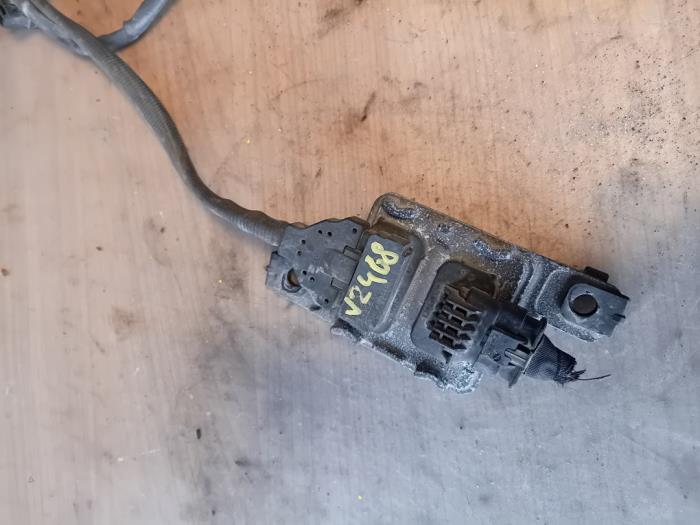 Begagnade NOx-sensor Volkswagen Crafter (SY) 2.0 TDI RWD Pris på förfrågan erbjuds av Autohandel-Smet Gebroeders NV