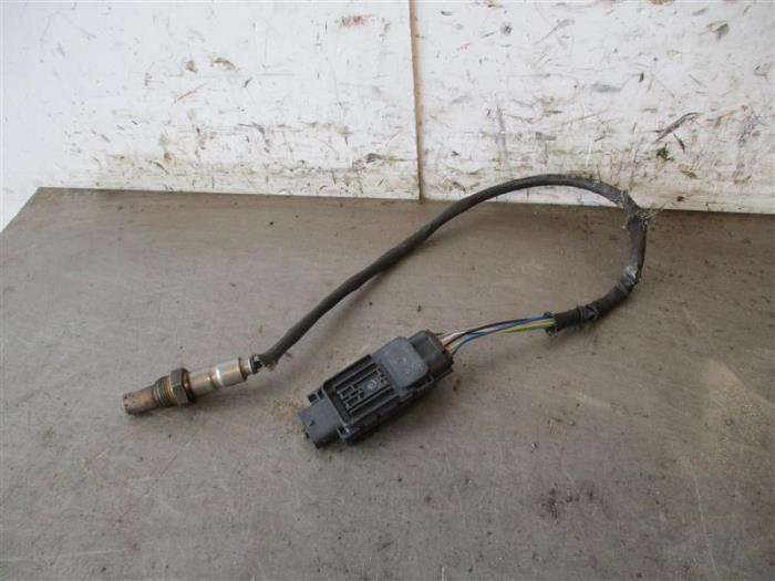 Usados Sensor Nox BMW 2 serie (F22) 218d 2.0 16V Precio de solicitud ofrecido por Autohandel-Smet Gebroeders NV