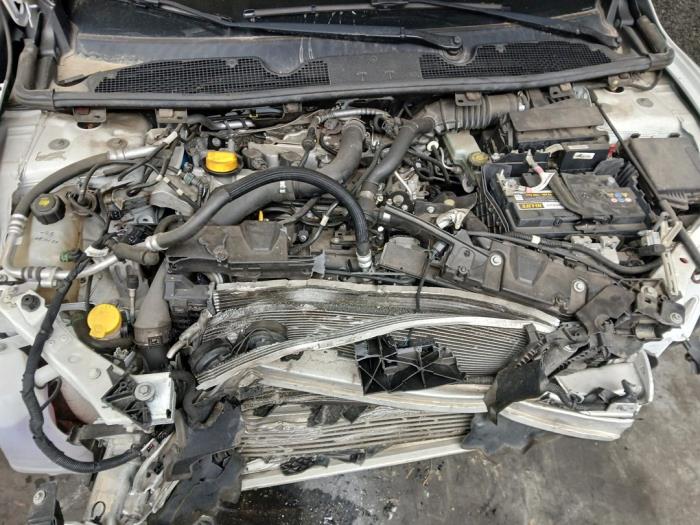 Engine Renault Megane III Berline (BZ), 2008 / 2017 1.2 16V TCE 115, Hatchback, 4-dr, Petrol, 1.197cc, 85kW (116pk), FWD, H5F400; H5FA4; H5F408; H5FF4, 2012-03 / 2015-08 (Used)