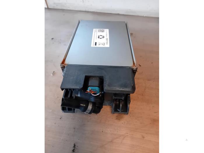 Używane Akumulator (Hybryda) Volvo XC40 (XZ) 2.0 B3 16V Mild Hybrid Cena na żądanie oferowane przez Autohandel-Smet Gebroeders NV