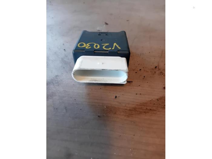 Używane Modul (rózne) Volvo XC40 (XZ) 2.0 B3 16V Mild Hybrid Cena na żądanie oferowane przez Autohandel-Smet Gebroeders NV