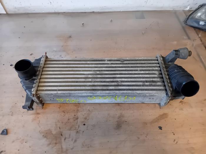 Usados Intercooler Renault Kangoo Express (FW) 1.5 dCi 70 Precio de solicitud ofrecido por Autohandel-Smet Gebroeders NV