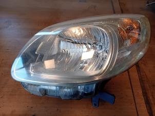 Gebrauchte Scheinwerfer links Renault Kangoo Express (FW) 1.5 dCi 75 Preis auf Anfrage angeboten von Autohandel-Smet Gebroeders NV