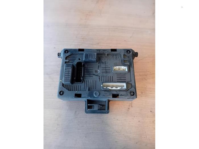 Usagé Module (divers) Renault Modus Prix sur demande proposé par Autohandel-Smet Gebroeders NV