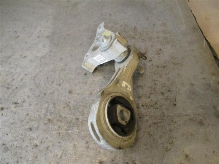 Used Engine mount Alfa Romeo Giulietta (940) 1.6 JTDm 16V Price on request offered by Autohandel-Smet Gebroeders NV