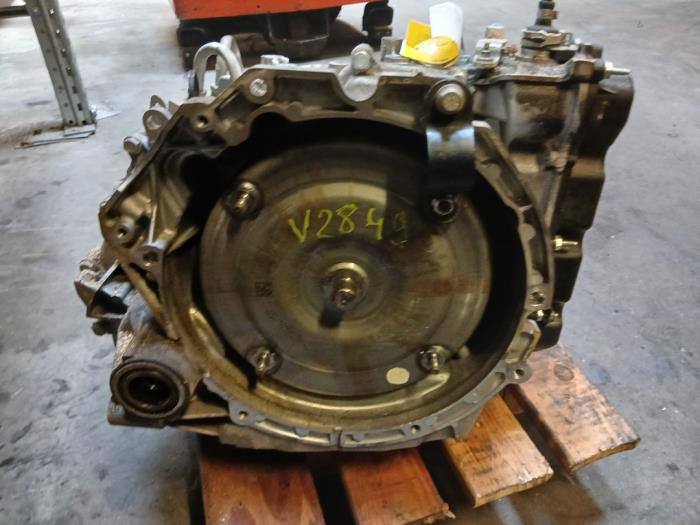 Gebrauchte Getriebe Ford Fiesta 7 1.0 EcoBoost 12V 100 Preis auf Anfrage angeboten von Autohandel-Smet Gebroeders NV