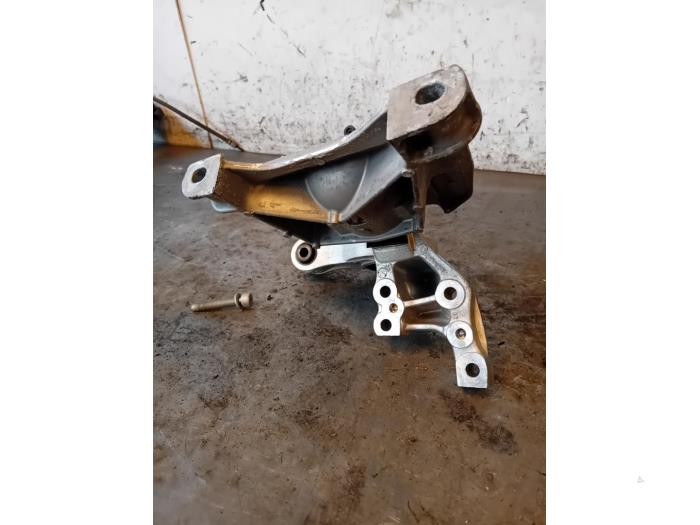 Engine mount Citroen Jumpy, 2016 2.0 Blue HDI 145, Delivery, Diesel, 1.997cc, 106kW (144pk), FWD, DW10FDDU370; EHS; DW10FDDU340; EHT, 2021-08 / 2025-04 (Used)