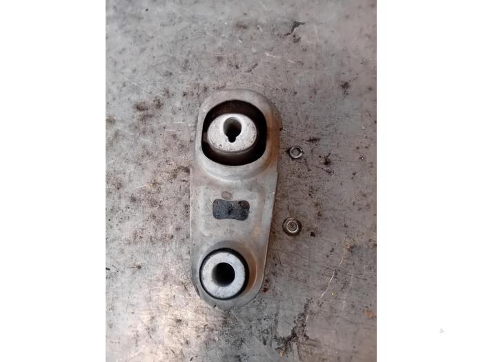 Used Engine mount Renault Talisman Estate (RFDK) 1.6 Energy TCe 200 Price on request offered by Autohandel-Smet Gebroeders NV