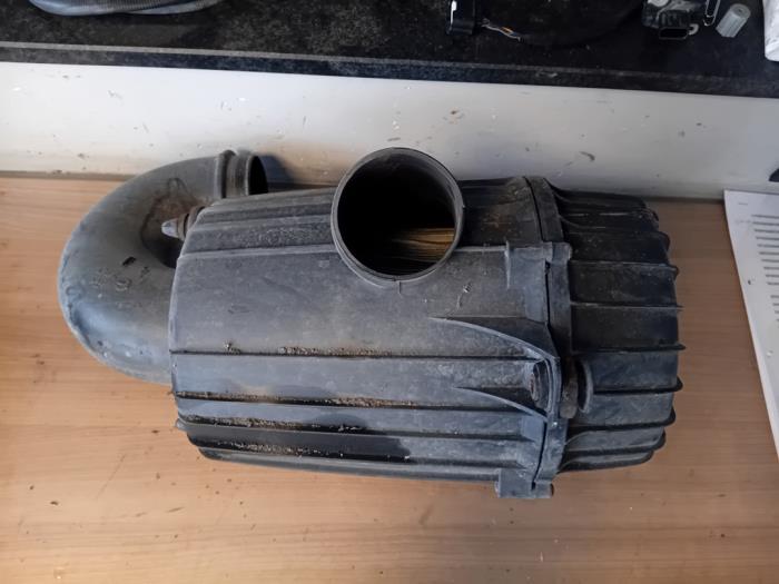 Begagnade Luftfilterhus Citroen Jumper (U9) 2.0 Blue HDi 160 Pris på förfrågan erbjuds av Autohandel-Smet Gebroeders NV