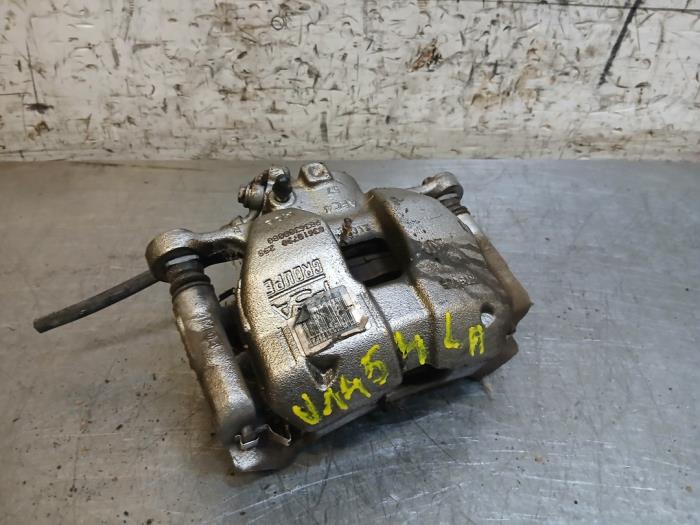 Gebrauchte Bremszange links hinten Peugeot Boxer (U9) 3.0 HDi 175 Euro 5 Preis auf Anfrage angeboten von Autohandel-Smet Gebroeders NV