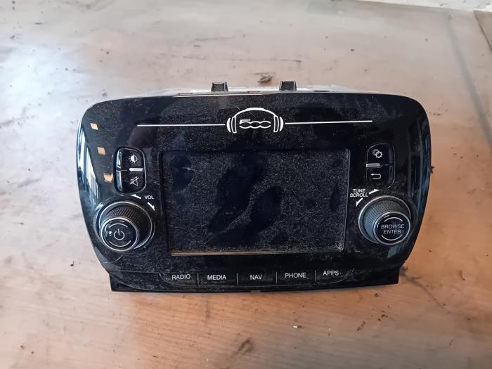 Usagé Système navigation Fiat 500C (312) 0.9 TwinAir 85 Prix sur demande proposé par Autohandel-Smet Gebroeders NV