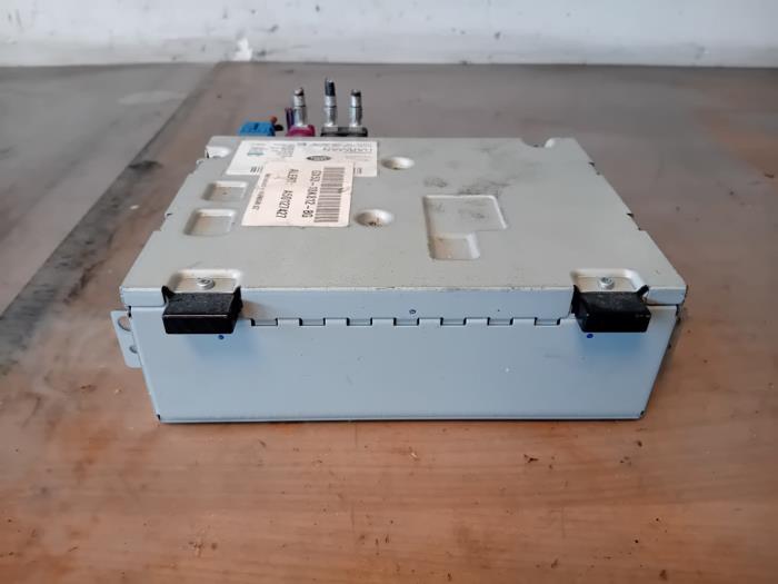 Używane Modul nawigacji Jaguar XE 2.0d 180 16V Cena na żądanie oferowane przez Autohandel-Smet Gebroeders NV