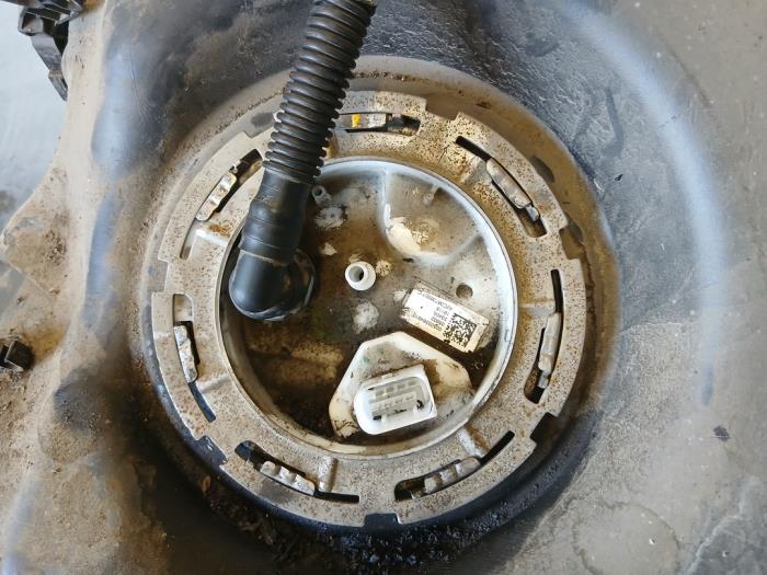 Gebrauchte Kraftstoffpumpe Elektrisch Alfa Romeo Stelvio (949) 2.0 T 16V Q4 Preis auf Anfrage angeboten von Autohandel-Smet Gebroeders NV
