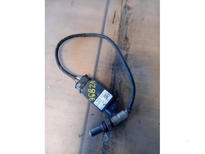 Used Nox sensor Landrover Discovery Sport (LC) 2.0 TD4 150 16V Price on request offered by Autohandel-Smet Gebroeders NV