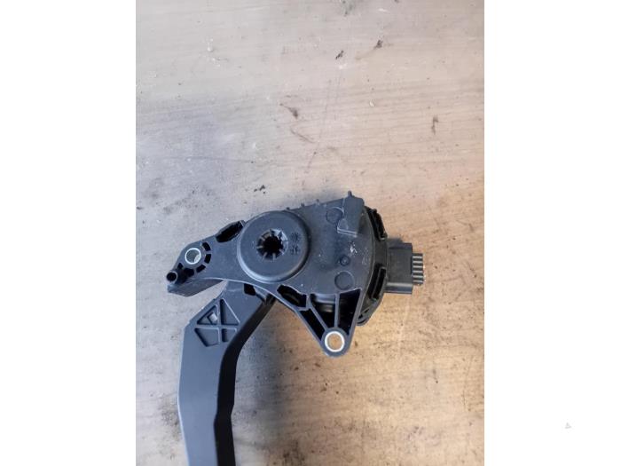 Gaspedalsensor från en Renault Master III (EV/HV/UV/VA/VB/VD/VF/VG/VJ)  2024