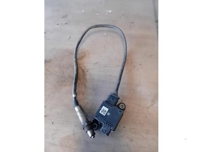 Usados Sensor Nox Renault Master III (EV/HV/UV/VA/VB/VD/VF/VG/VJ) Precio de solicitud ofrecido por Autohandel-Smet Gebroeders NV
