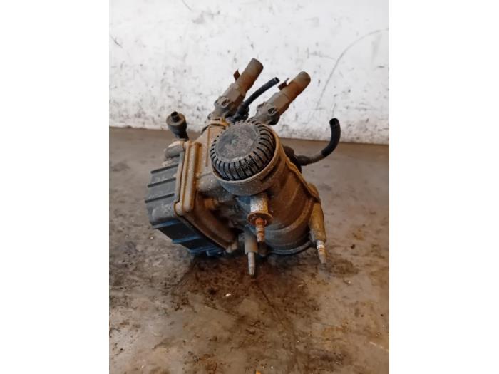 Gebrauchte Sonstige Renault Master III (EV/HV/UV/VA/VB/VD/VF/VG/VJ) 2.3 dCi 165 16V RWD Preis auf Anfrage angeboten von Autohandel-Smet Gebroeders NV