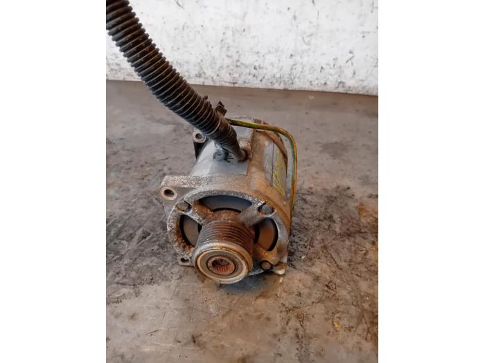 Gebrauchte Sonstige Renault Master III (EV/HV/UV/VA/VB/VD/VF/VG/VJ) 2.3 dCi 165 16V RWD Preis auf Anfrage angeboten von Autohandel-Smet Gebroeders NV
